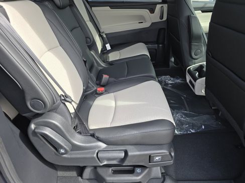 New 2026 Honda Odyssey Elite image 25