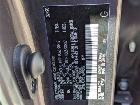Used 2020 Toyota 4Runner TRD Off-Road Premium AWD/4WD image 25
