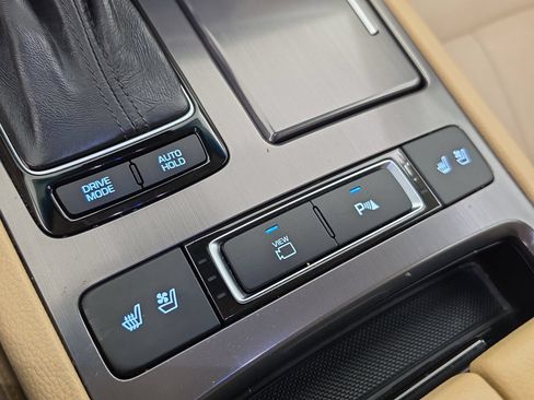 Used 2019 Genesis G80 3.8 image 29