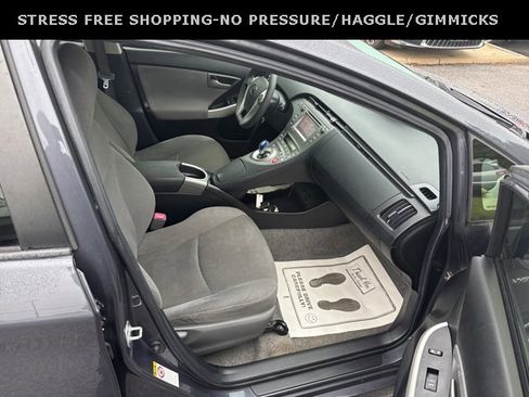 Used 2012 Toyota Prius Two image 32