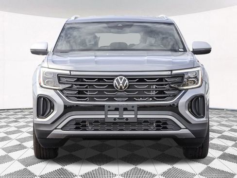 New 2026 Volkswagen Atlas Cross Sport SE image 9