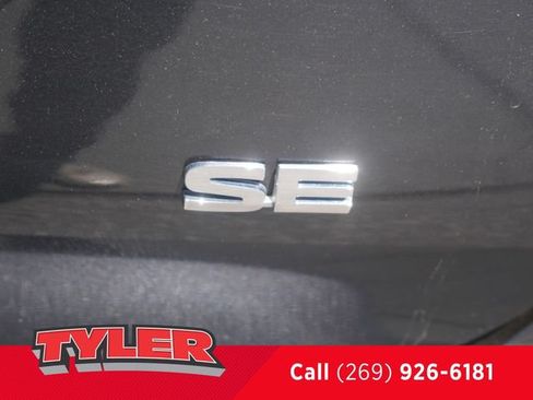 Used 2024 Mitsubishi Outlander SE AWD/4WD image 14