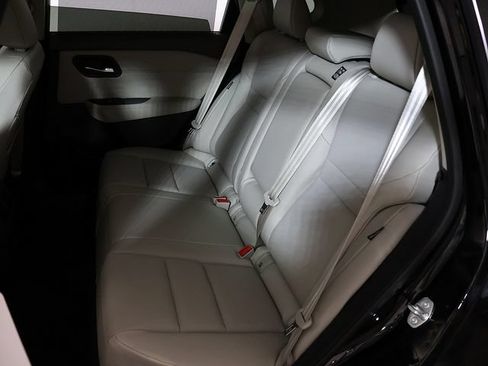 Used 2023 Nissan Rogue SV w/ SV Premium B Package FWD image 13