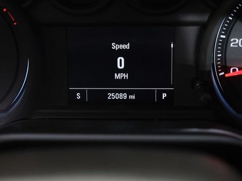 Used 2020 Chevrolet Silverado 1500 Custom w/ Custom Value Package RWD image 41