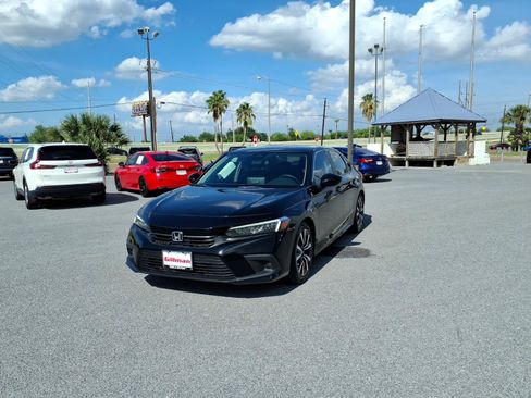 Used 2022 Honda Civic EX image 4