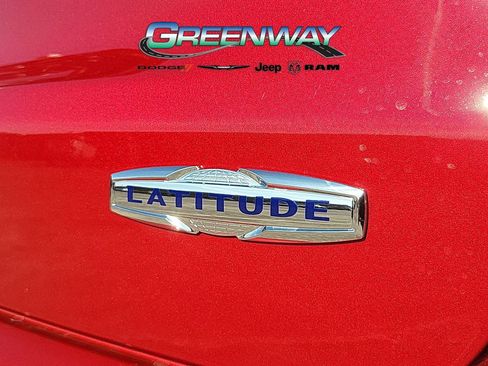 New 2026 Jeep Compass Latitude image 8