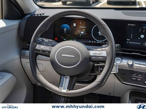 Certified 2025 Hyundai Kona SEL FWD image 15