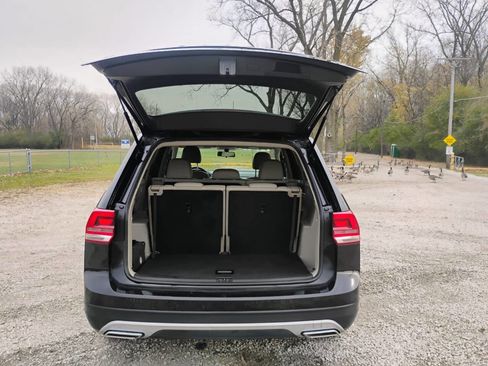 Used 2018 Volkswagen Atlas SE image 30
