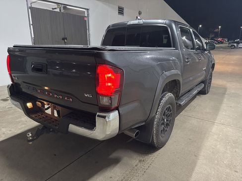 Certified 2021 Toyota Tacoma SR5 image 4