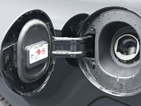 Used 2013 Ford Mustang GT Premium w/ Electronics Pkg image 11