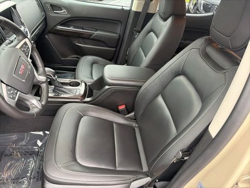 Used 2022 GMC Canyon Elevation w/ Elevation Premium Package image 11