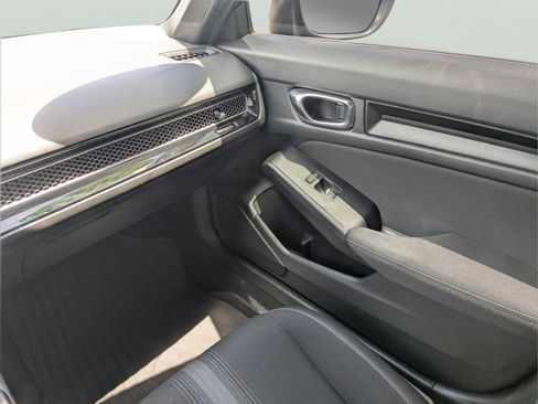 Used 2023 Honda Civic Sport image 13