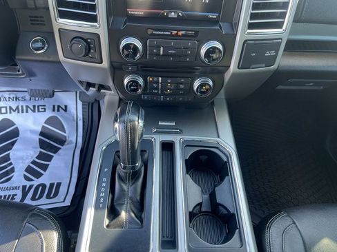 Used 2015 Ford F150 Lariat w/ Equipment Group 501A Mid image 28