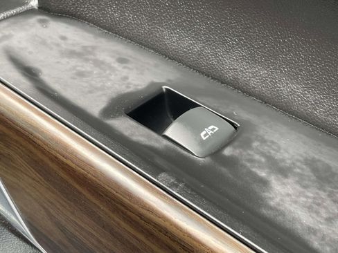 Used 2019 GMC Sierra 1500 SLT image 13