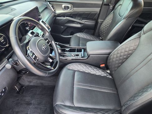 Used 2021 Kia Sorento SX image 12