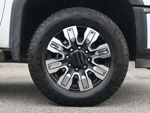 Used 2025 GMC Sierra 2500 Denali w/ Technology Package image 22