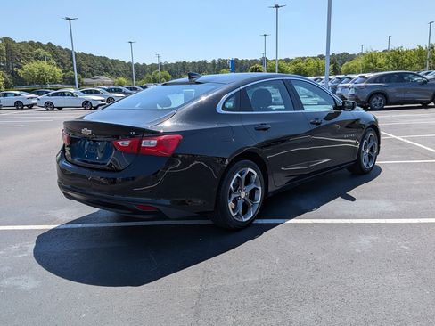 Used 2024 Chevrolet Malibu LT FWD image 3