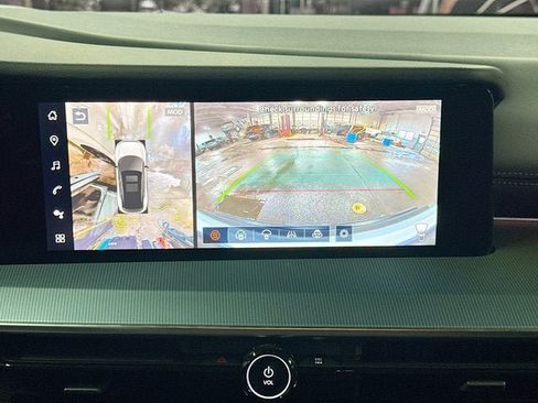 New 2025 Nissan Murano SL image 17