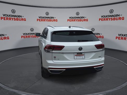 Certified 2023 Volkswagen Atlas Cross Sport SEL image 7