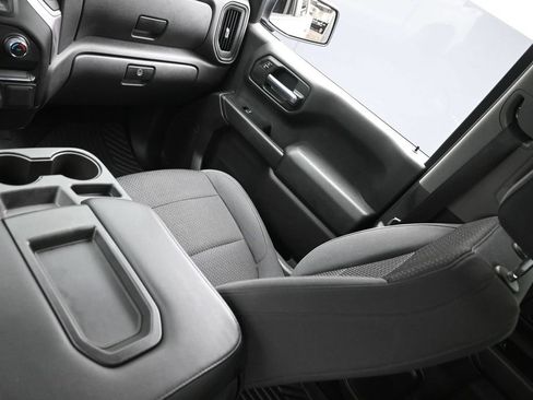 Used 2020 Chevrolet Silverado 1500 Custom Trail Boss w/ Custom Convenience Package AWD/4WD image 15