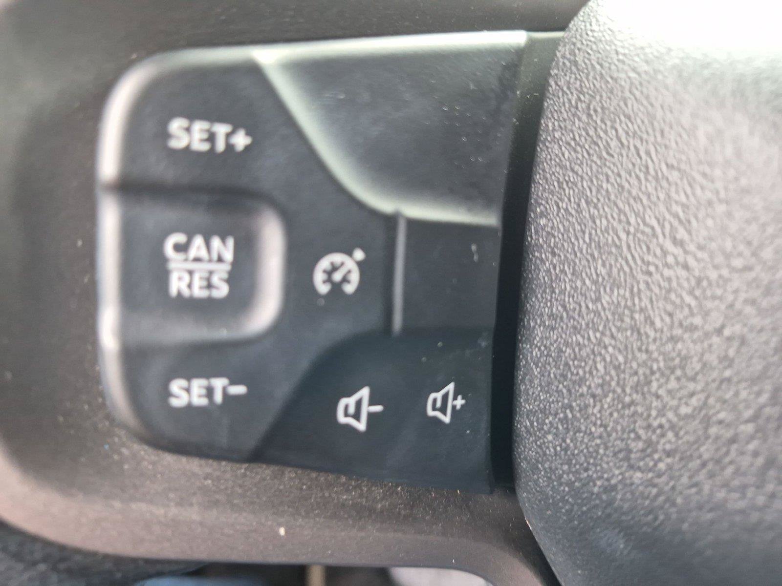 Used 2024 Ford Bronco Black Diamond AWD/4WD image 18