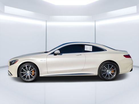 Used 2017 Mercedes-Benz S 63 AMG 4MATIC Coupe image 9
