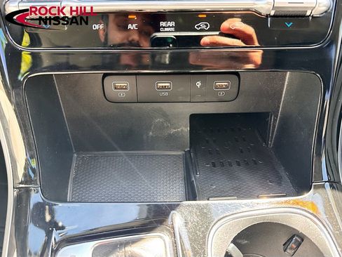 Used 2022 Kia Carnival SX FWD image 21