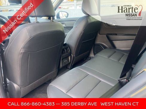 Certified 2025 Nissan Rogue SL image 16