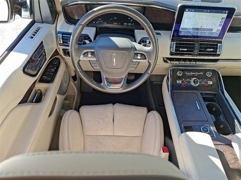 Used 2019 Lincoln Navigator Reserve w/ Cargo Package image 11
