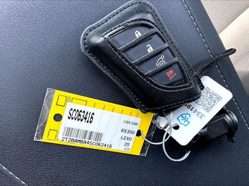 Used 2025 Lexus RX 350 FWD w/ Technology Package image 15
