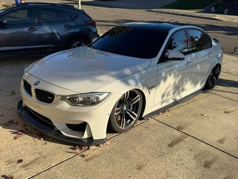 Used 2016 BMW M3 RWD image 1