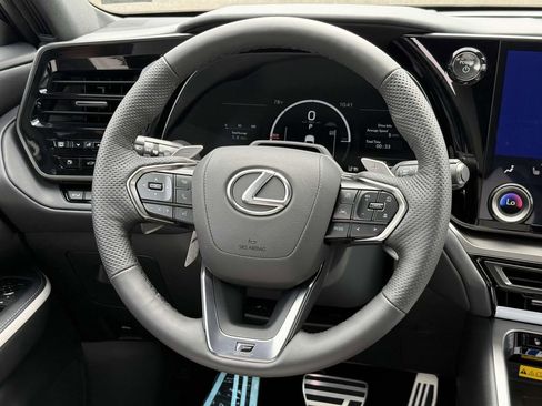 Used 2025 Lexus TX 500h F SPORT Premium image 9