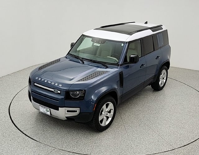 Used 2023 Land Rover Defender 110 S AWD/4WD image 13