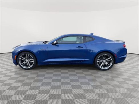 Used 2023 Chevrolet Camaro LT w/ Technology Package image 4