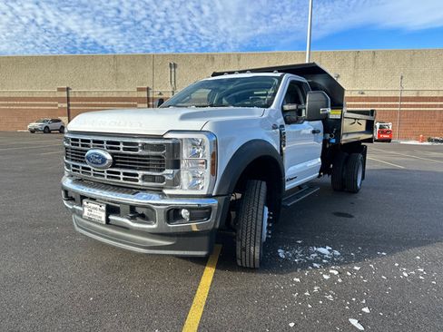New 2024 Ford F450 XL w/ XL Chrome Package image 4