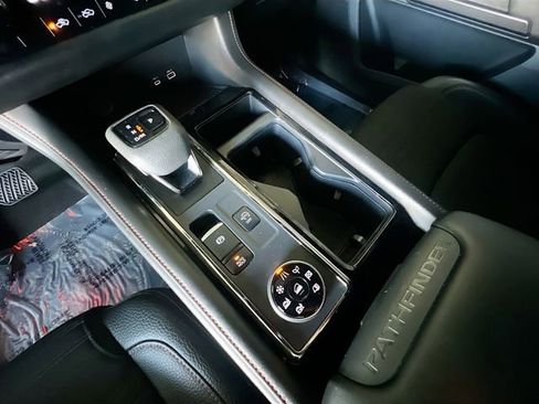 Used 2023 Nissan Pathfinder Rock Creek image 24