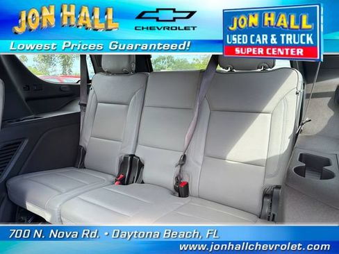 Used 2023 GMC Yukon SLT w/ SLT Premium Package AWD/4WD image 21