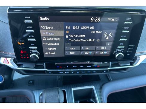 Used 2023 Toyota Sienna XSE image 21