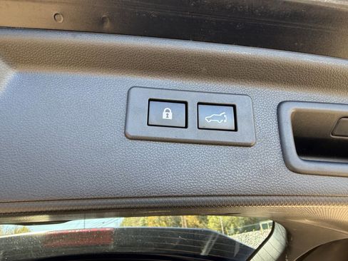 Used 2019 Subaru Forester Touring w/ Popular Package #3 image 23