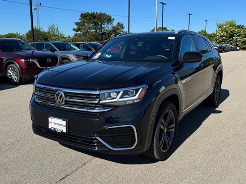 Used 2022 Volkswagen Atlas Cross Sport SEL R-Line AWD/4WD image 35