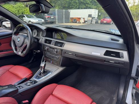 Used 2013 BMW 335is Convertible w/ Premium Pkg RWD image 30