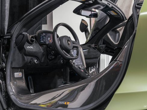 Used 2022 McLaren 765LT image 57