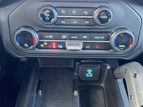 New 2025 Ford Bronco Raptor image 6