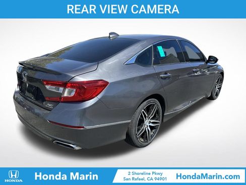 Used 2021 Honda Accord Touring image 4