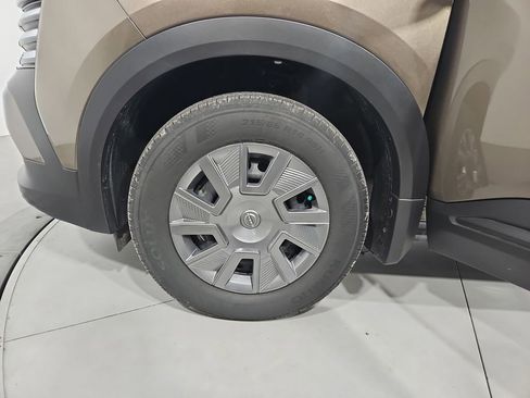 Certified 2025 Nissan Kicks S image 27