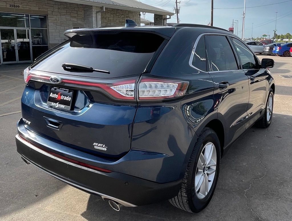 Used 2017 Ford Edge SEL w/ Equipment Group 201A FWD image 4