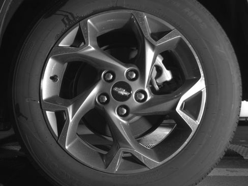 Used 2025 Chevrolet Trax LT image 14