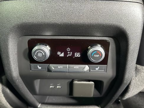 Used 2024 GMC Acadia Denali w/ Super Cruise Package AWD/4WD image 36