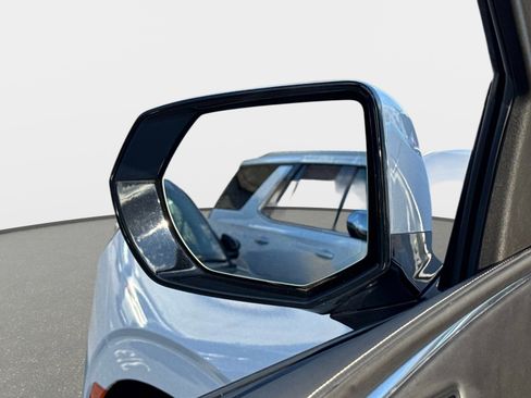 Used 2024 Cadillac Escalade ESV Sport Platinum w/ LPO, ONYX Package image 17