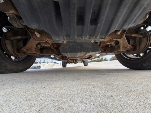 Used 2019 Chevrolet Silverado 2500 LT w/ Texas Edition image 79